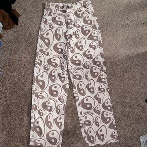 Size medium high waisted jeans. Wide legged. From shekou